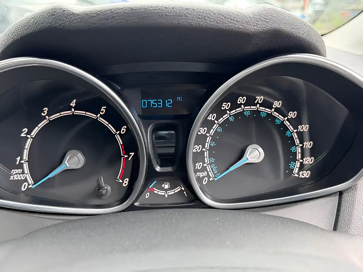 Used 2014 Ford Fiesta Titanium Blue - Interior and Exterior details 15