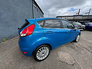 Used 2014 Ford Fiesta Titanium Blue - Interior and Exterior details 17
