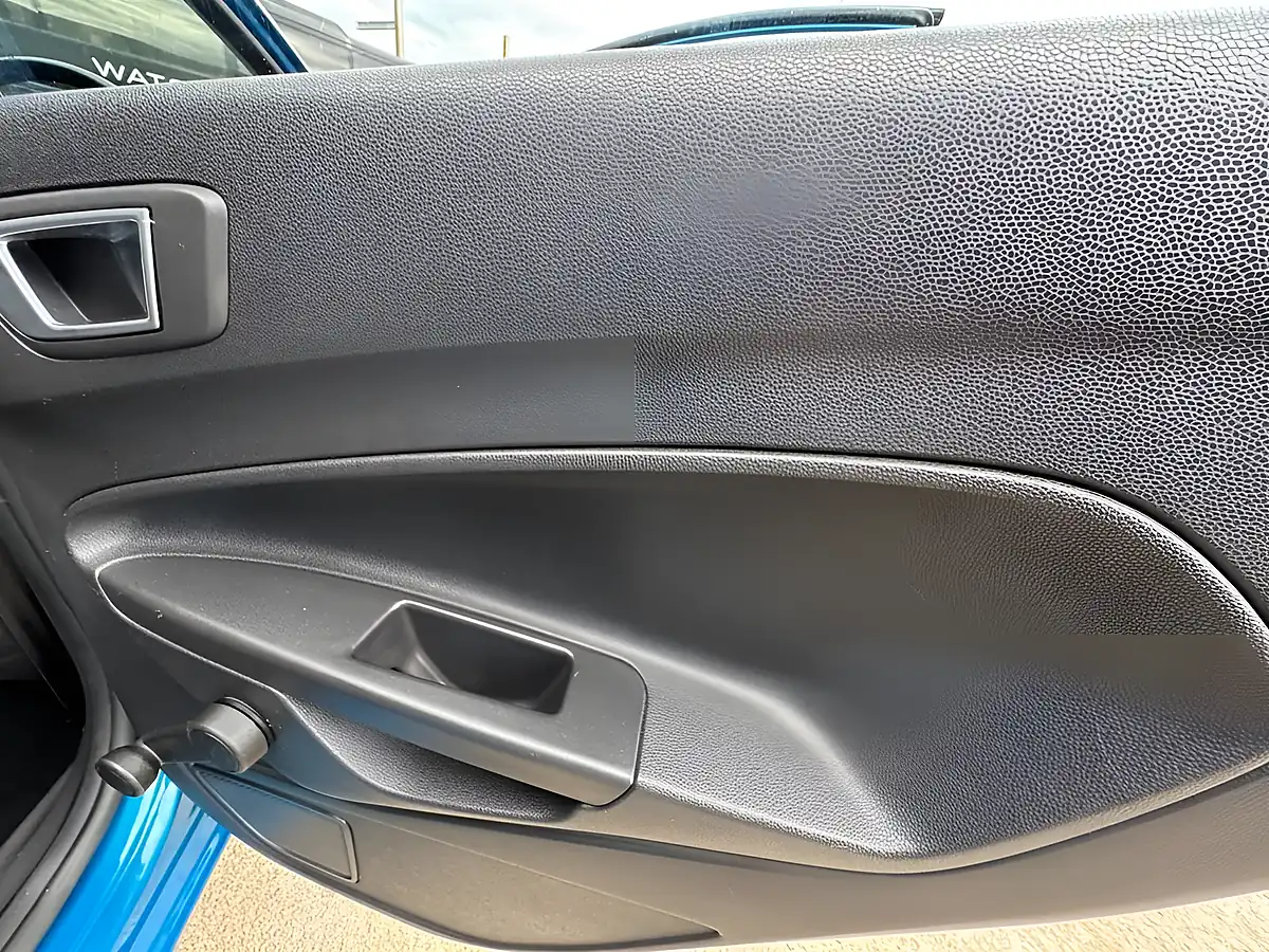 Used 2014 Ford Fiesta Titanium Blue - Interior and Exterior details 6