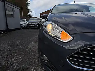 Used 2014 Ford Fiesta Titanium Grey - Interior and Exterior details 17