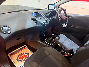 Used 2014 Ford Fiesta Titanium Red - Interior and Exterior details 10