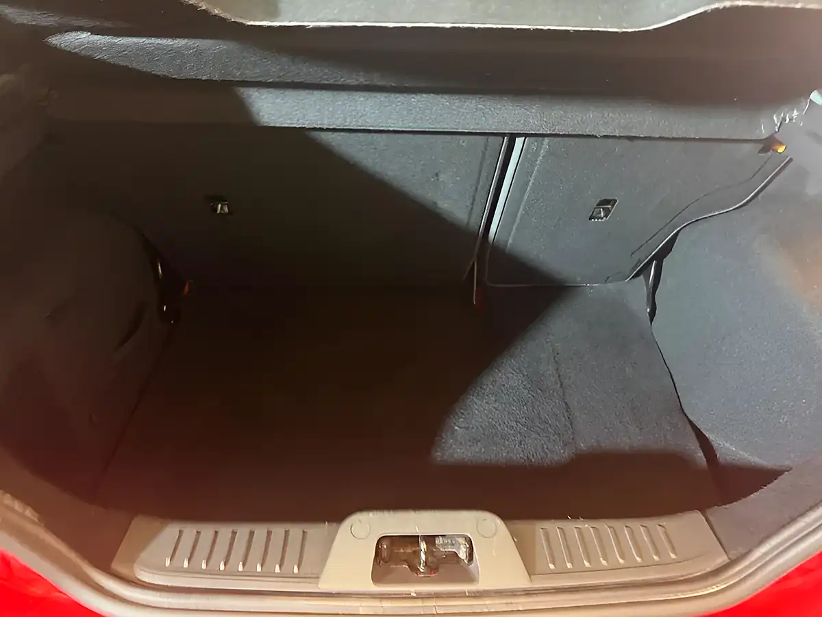 Used 2014 Ford Fiesta Titanium Red - Interior and Exterior details 16