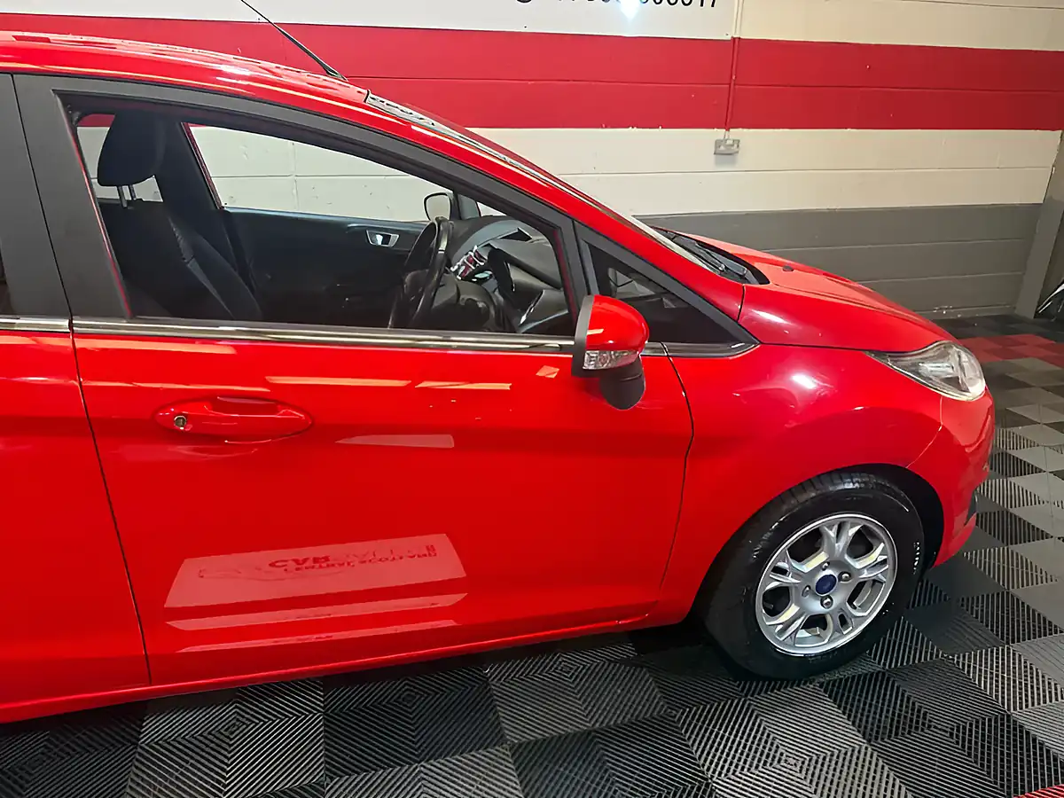 Used 2014 Ford Fiesta Titanium Red - Interior and Exterior details 4