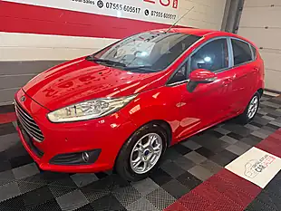 Used 2014 Ford Fiesta Titanium Red - Interior and Exterior details 8