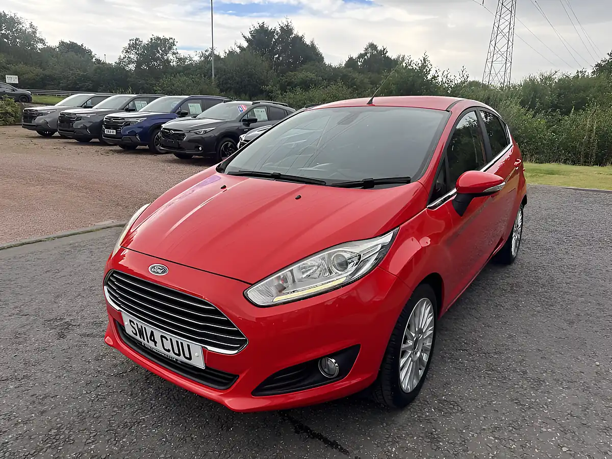 Used 2014 Ford Fiesta Titanium Red - Interior and Exterior details 3