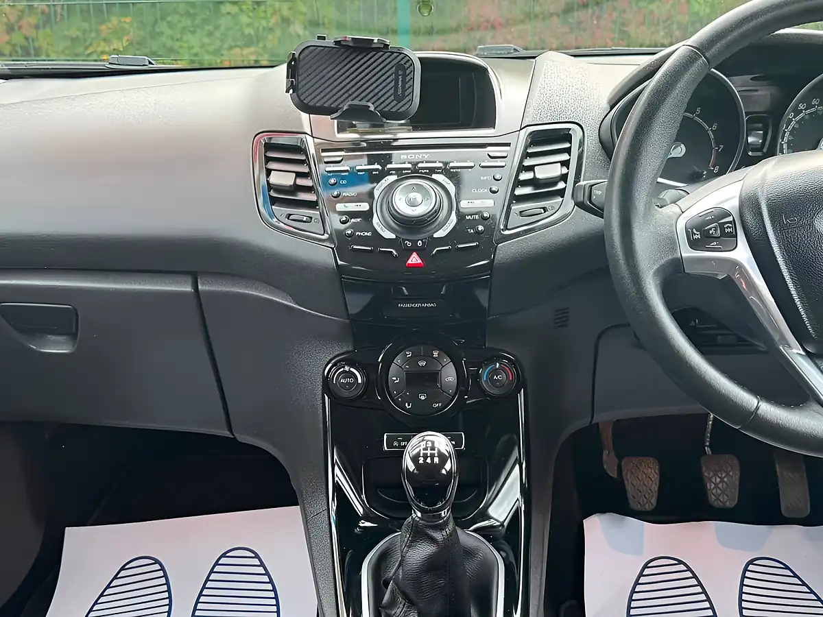 Used 2014 Ford Fiesta Titanium Red - Interior and Exterior details 11