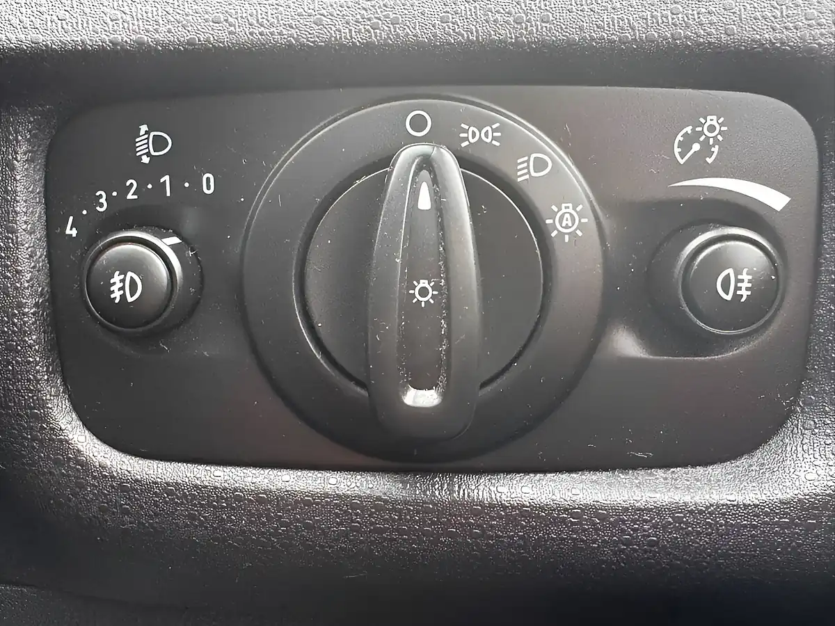 Used 2014 Ford Fiesta Titanium Red - Interior and Exterior details 14