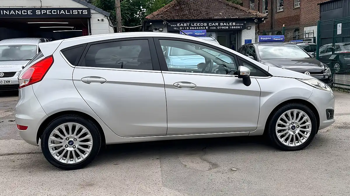 Used 2014 Ford Fiesta Titanium Silver - Interior and Exterior details 2