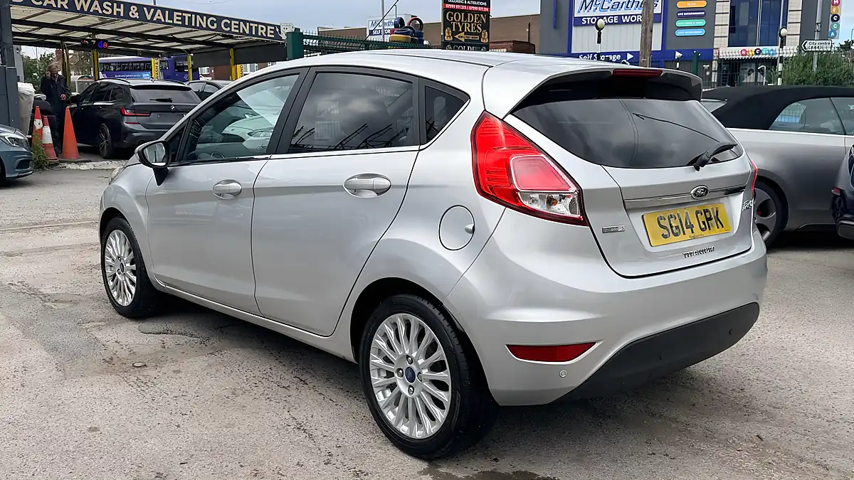 Used 2014 Ford Fiesta Titanium Silver - Interior and Exterior details 5