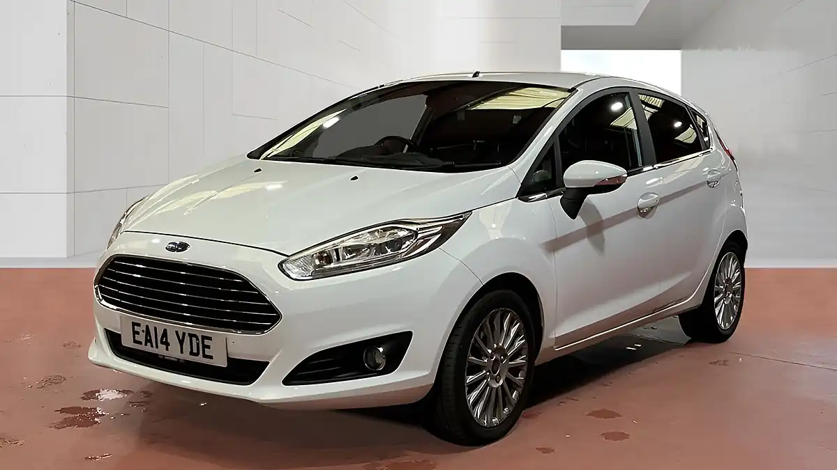 Used 2014 Ford Fiesta Titanium White - Interior and Exterior details 2
