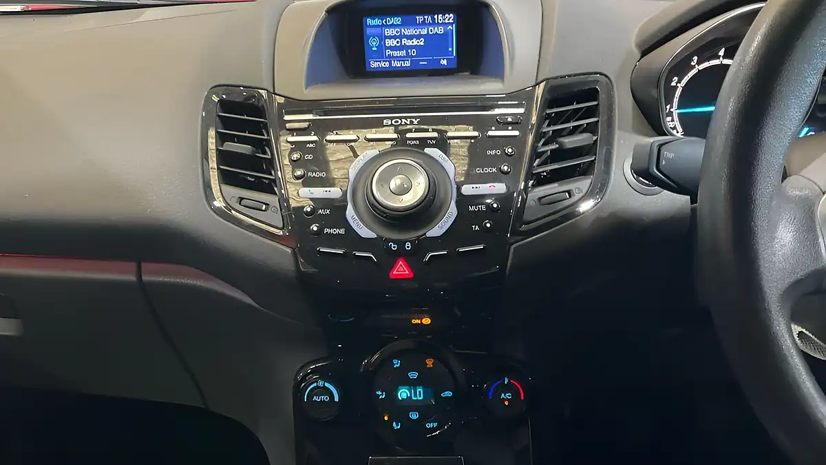 Used 2014 Ford Fiesta Titanium White - Interior and Exterior details 15