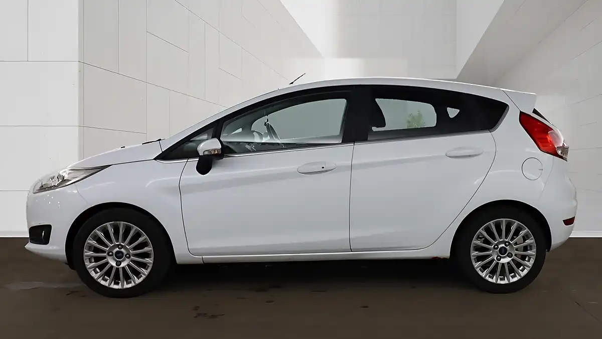 Used 2014 Ford Fiesta Titanium White - Interior and Exterior details 8