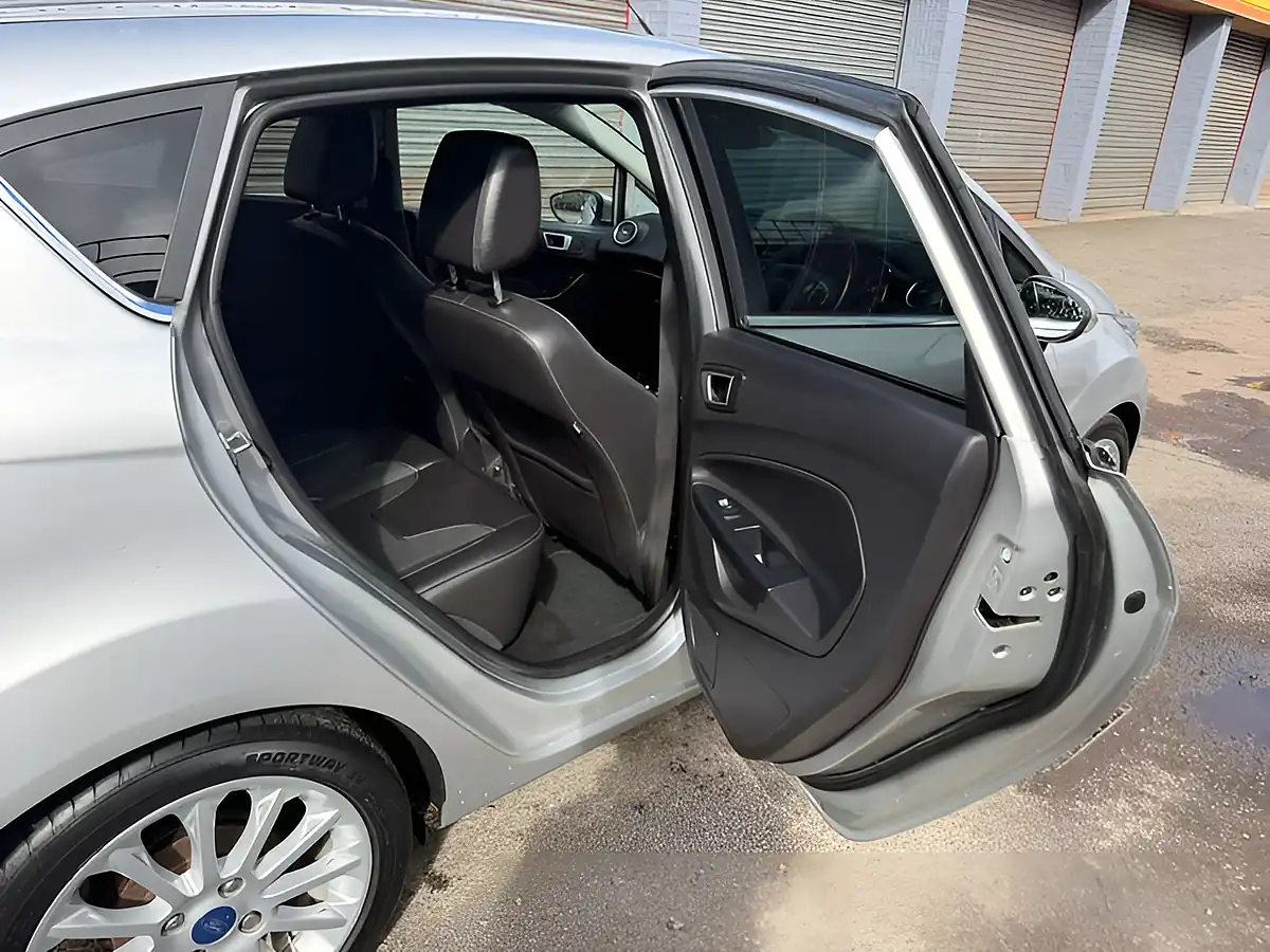 Used 2014 Ford Fiesta Titanium X Silver - Interior and Exterior details 16