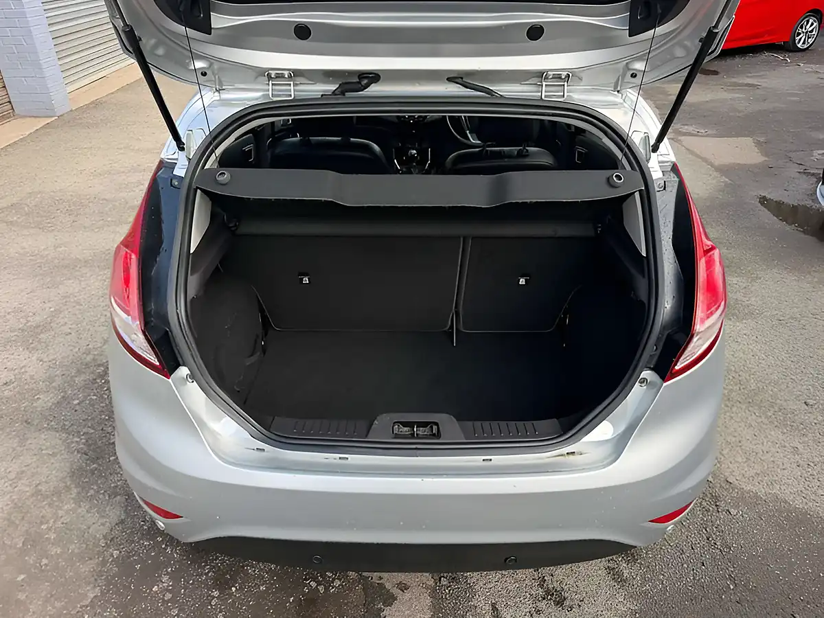 Used 2014 Ford Fiesta Titanium X Silver - Interior and Exterior details 19