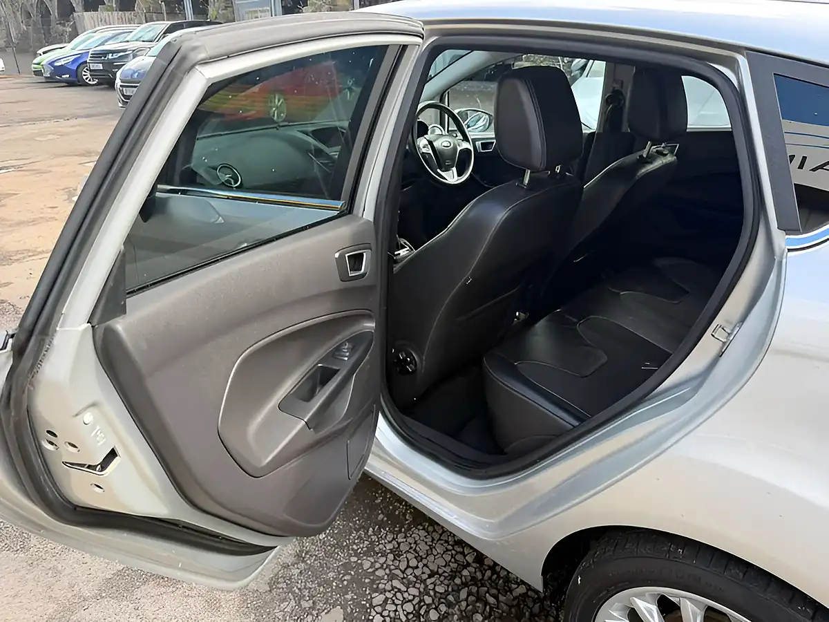 Used 2014 Ford Fiesta Titanium X Silver - Interior and Exterior details 20