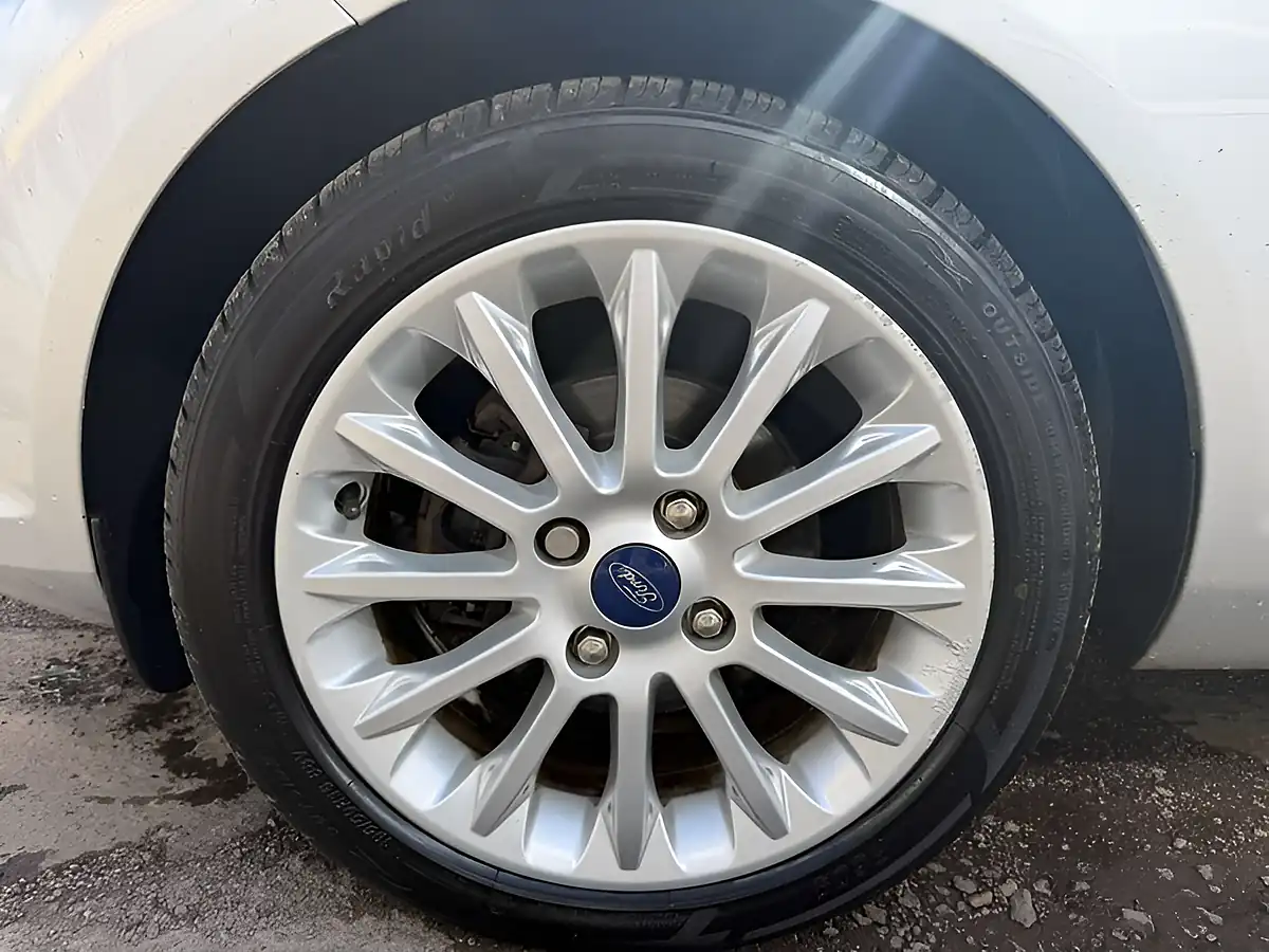 Used 2014 Ford Fiesta Titanium X Silver - Interior and Exterior details 9
