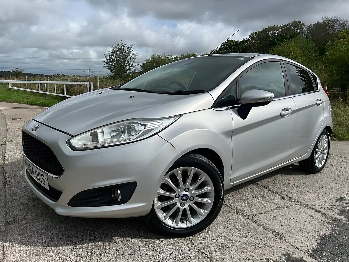 Used 2014 Ford Fiesta Titanium X Silver - Interior and Exterior details 4