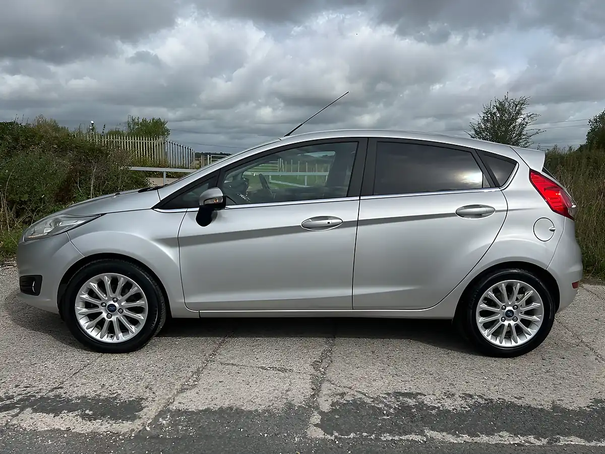 Used 2014 Ford Fiesta Titanium X Silver - Interior and Exterior details 5
