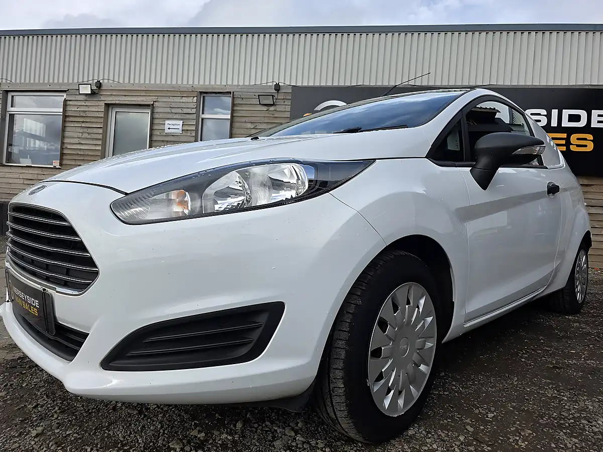 Used 2014 Ford Fiesta Van Econetic Ii White - Interior and Exterior details 10