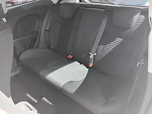 Used 2014 Ford Fiesta Zetec 3DR Silver - Interior and Exterior details 14