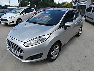 Used 2014 Ford Fiesta Zetec 3DR Silver - Interior and Exterior details 4