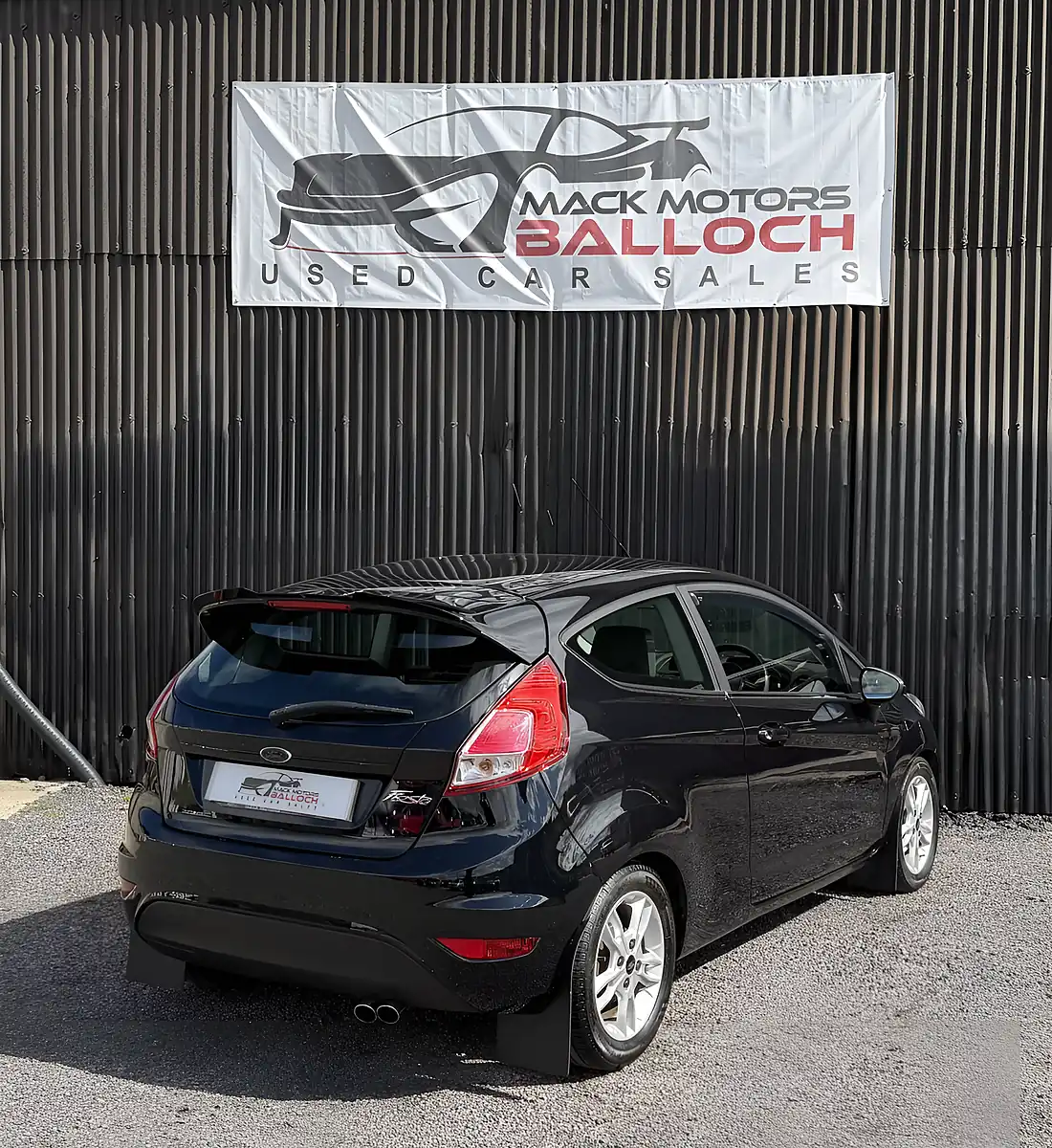 Used 2014 Ford Fiesta Zetec Black - Interior and Exterior details 5