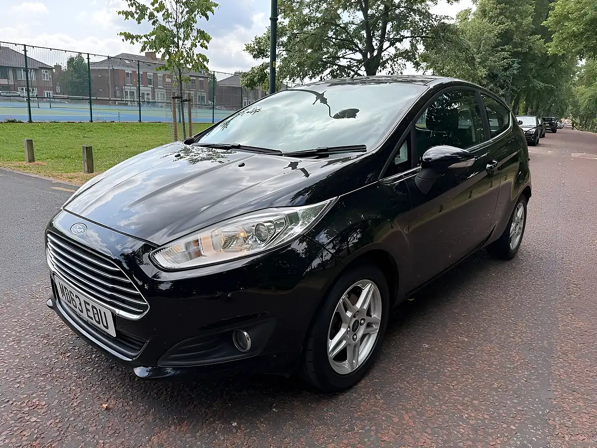 Used 2014 Ford Fiesta Zetec Black - Interior and Exterior details 9