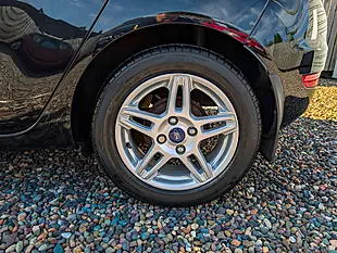 Used 2014 Ford Fiesta Zetec Black - Interior and Exterior details 14