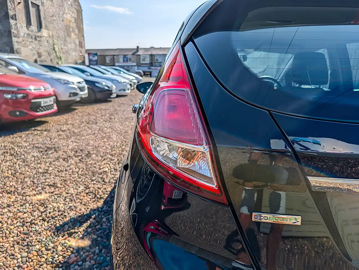 Used 2014 Ford Fiesta Zetec Black - Interior and Exterior details 18