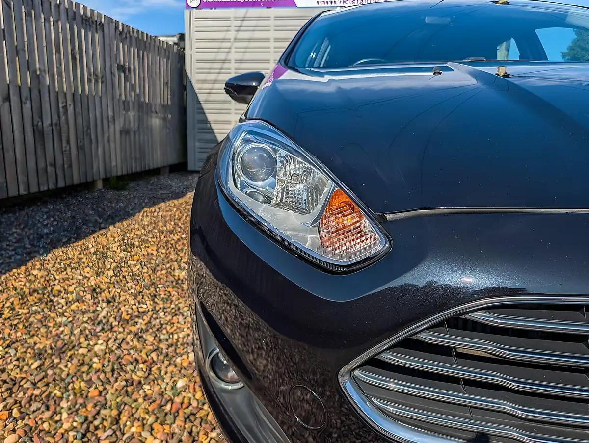 Used 2014 Ford Fiesta Zetec Black - Interior and Exterior details 20
