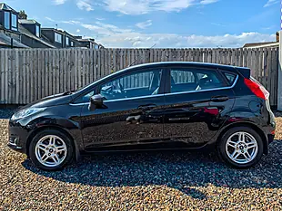 Used 2014 Ford Fiesta Zetec Black - Interior and Exterior details 4
