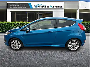 Used 2014 Ford Fiesta Zetec Blue - Interior and Exterior details 6