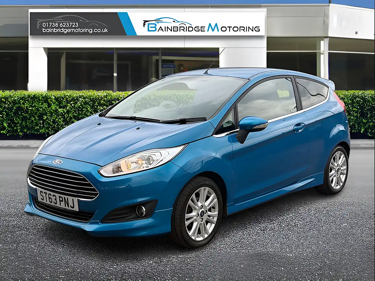 Used 2014 Ford Fiesta Zetec Blue - Interior and Exterior details 7