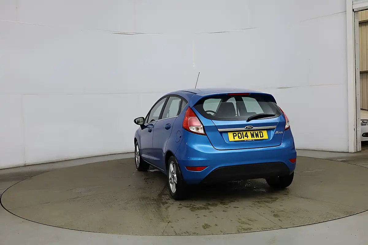 Used 2014 Ford Fiesta Zetec Blue - Interior and Exterior details 4