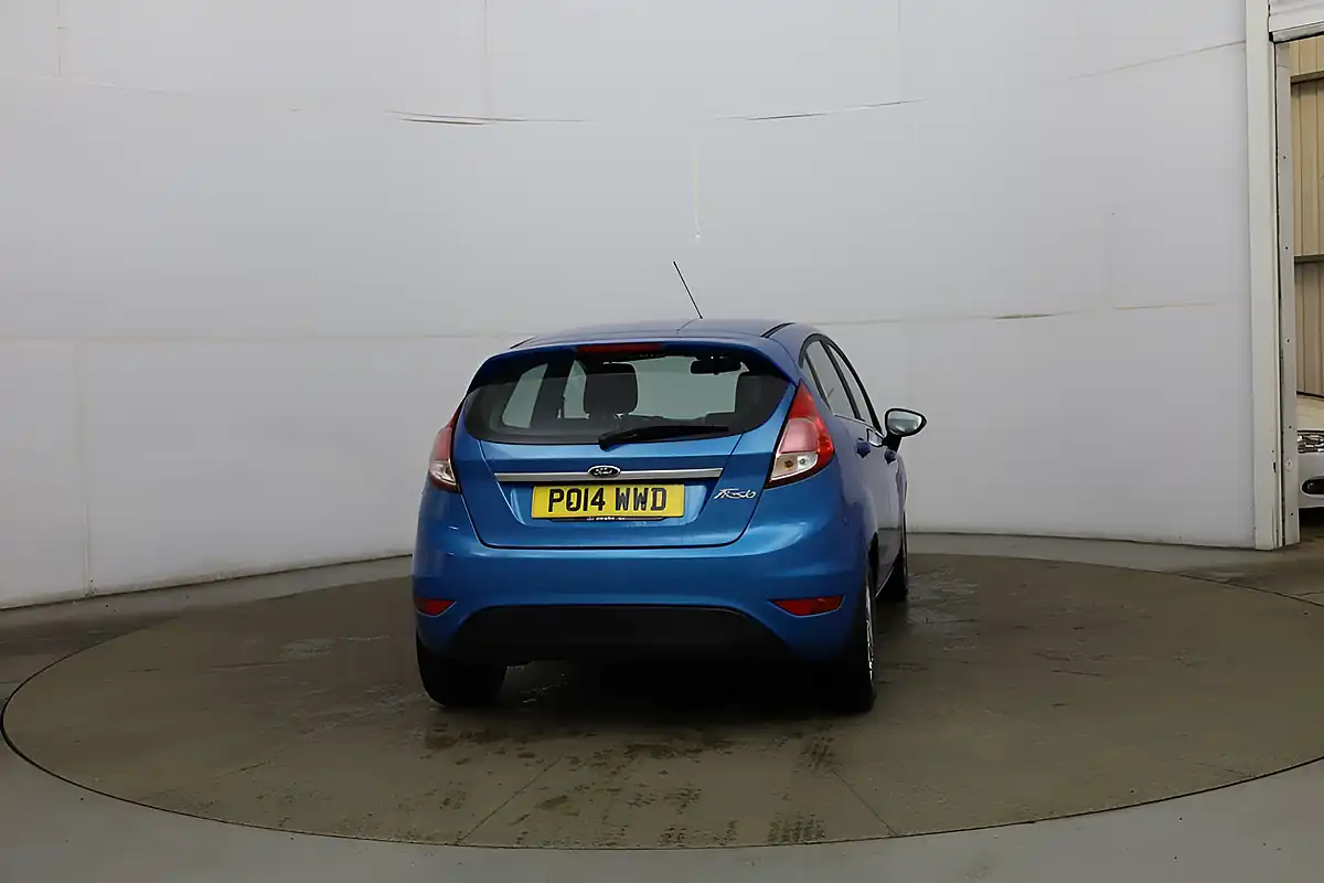 Used 2014 Ford Fiesta Zetec Blue - Interior and Exterior details 5