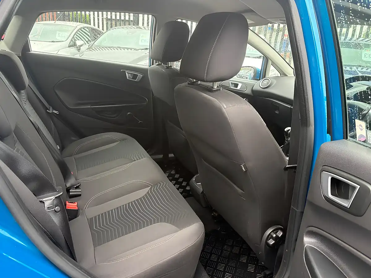 Used 2014 Ford Fiesta Zetec Candy Blue - Interior and Exterior details 14