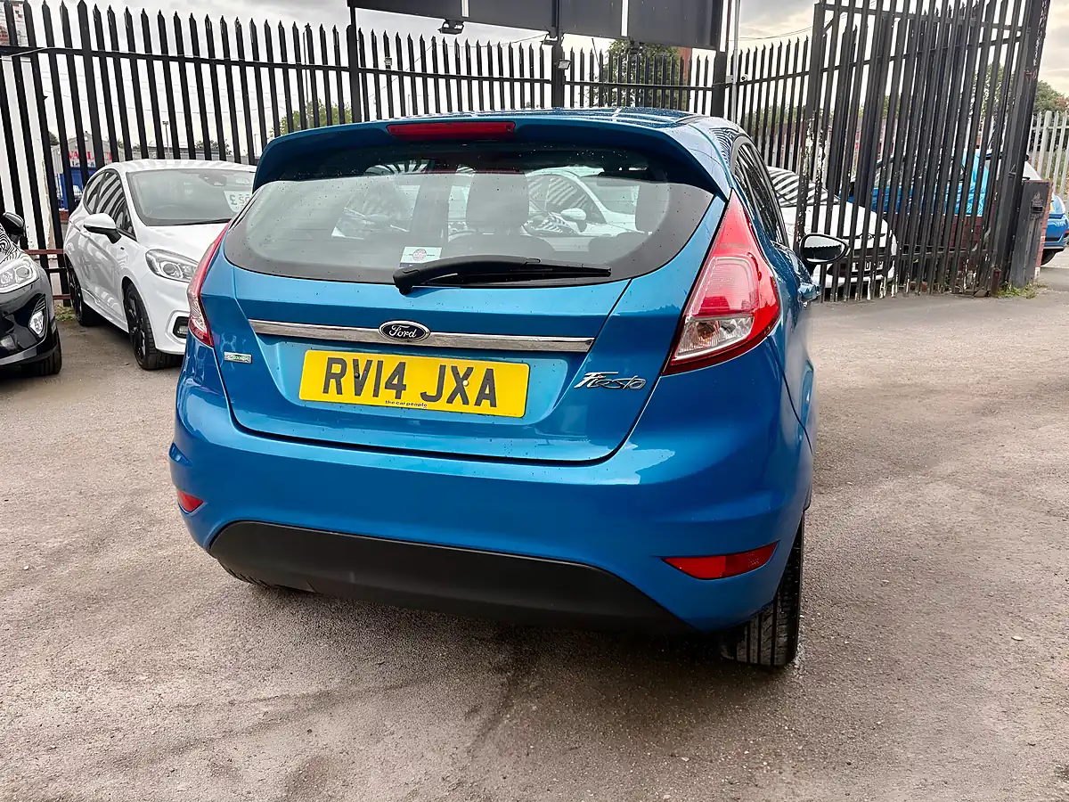 Used 2014 Ford Fiesta Zetec Candy Blue - Interior and Exterior details 4