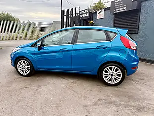 Used 2014 Ford Fiesta Zetec Candy Blue - Interior and Exterior details 5