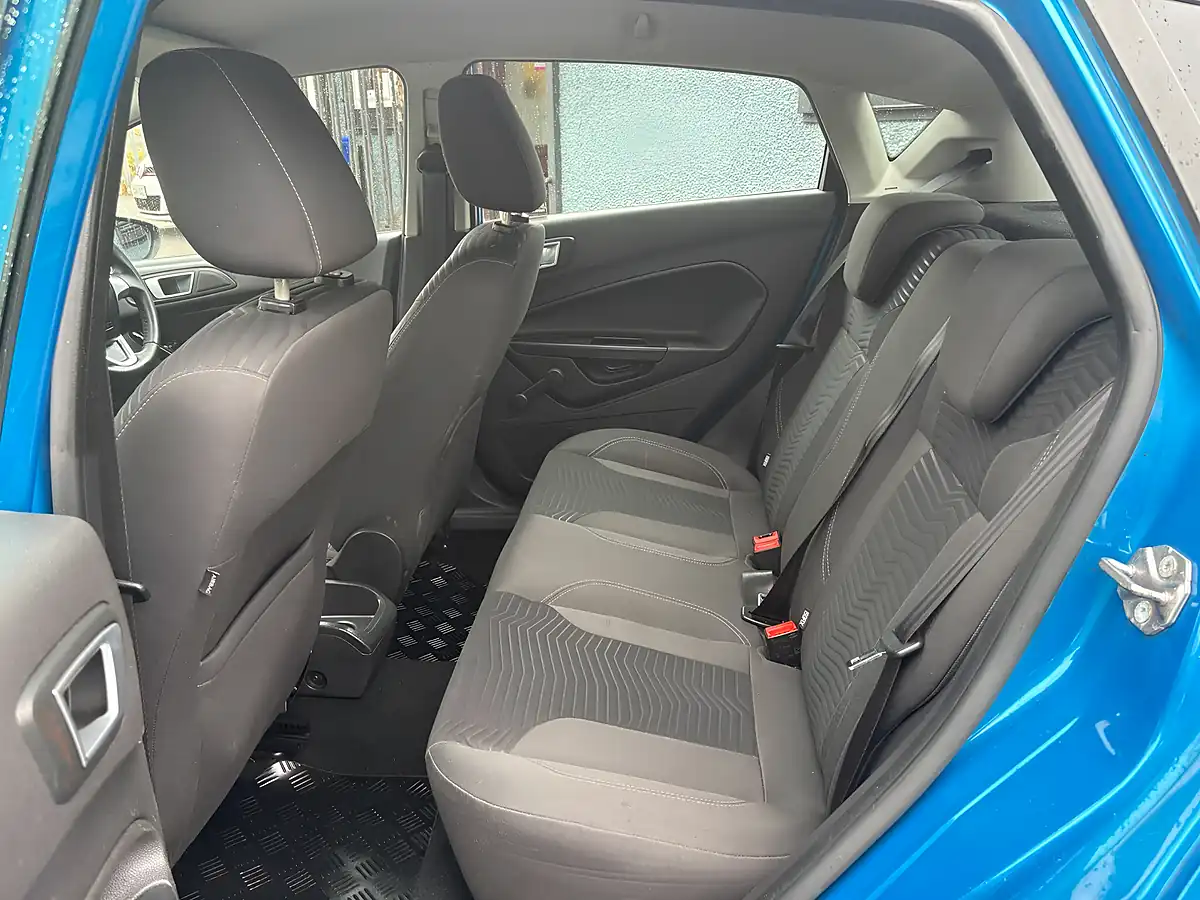 Used 2014 Ford Fiesta Zetec Candy Blue - Interior and Exterior details 7