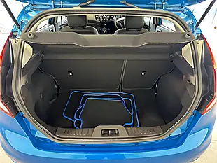 Used 2014 Ford Fiesta Zetec Candy Blue - Interior and Exterior details 11