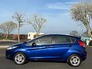 Used 2014 Ford Fiesta Zetec Deep Impact Blue - Interior and Exterior details 16