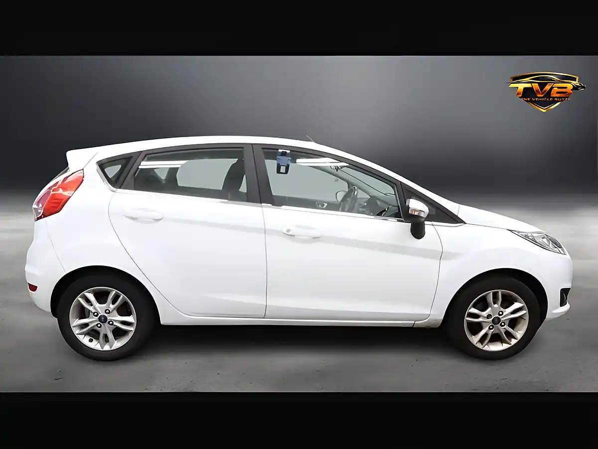 Used 2014 Ford Fiesta Zetec Frozen White - Interior and Exterior details 2
