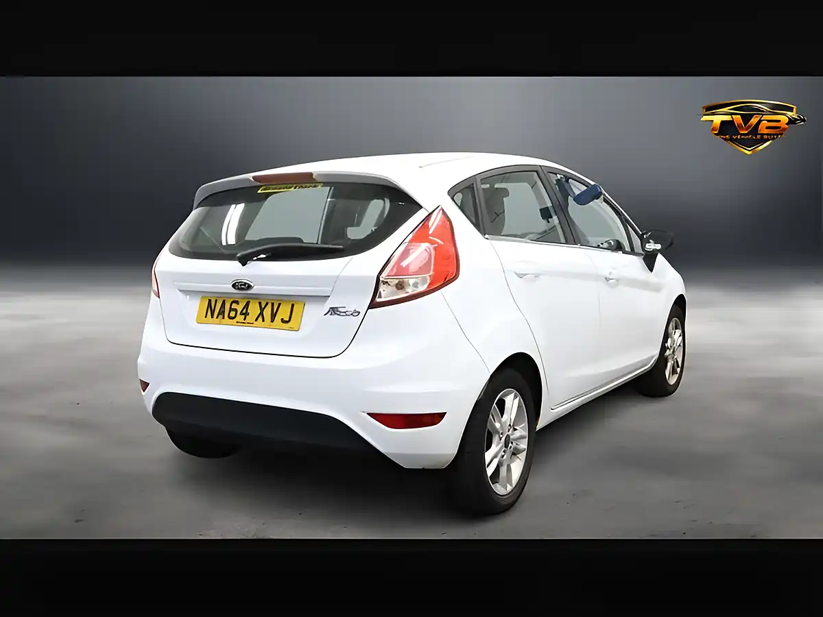Used 2014 Ford Fiesta Zetec Frozen White - Interior and Exterior details 3