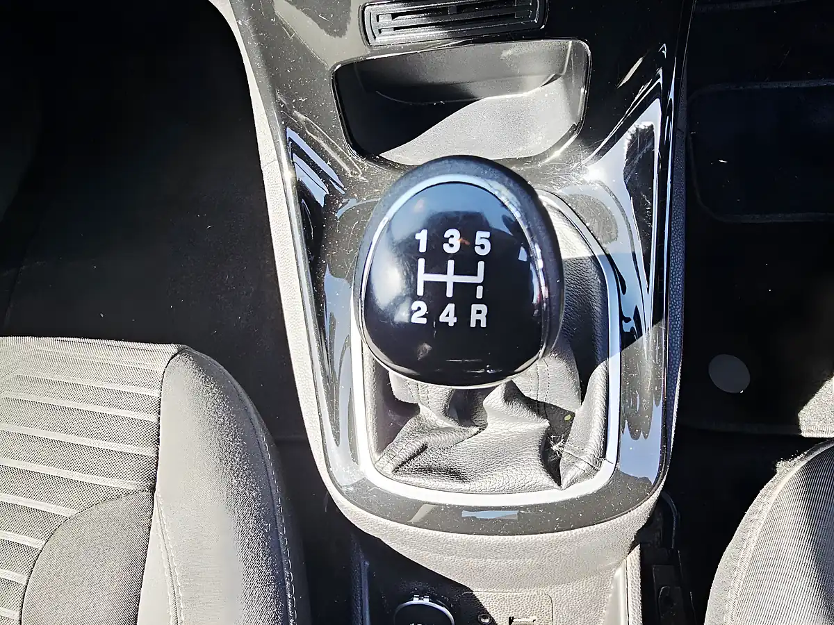 Used 2014 Ford Fiesta Zetec Grey - Interior and Exterior details 10