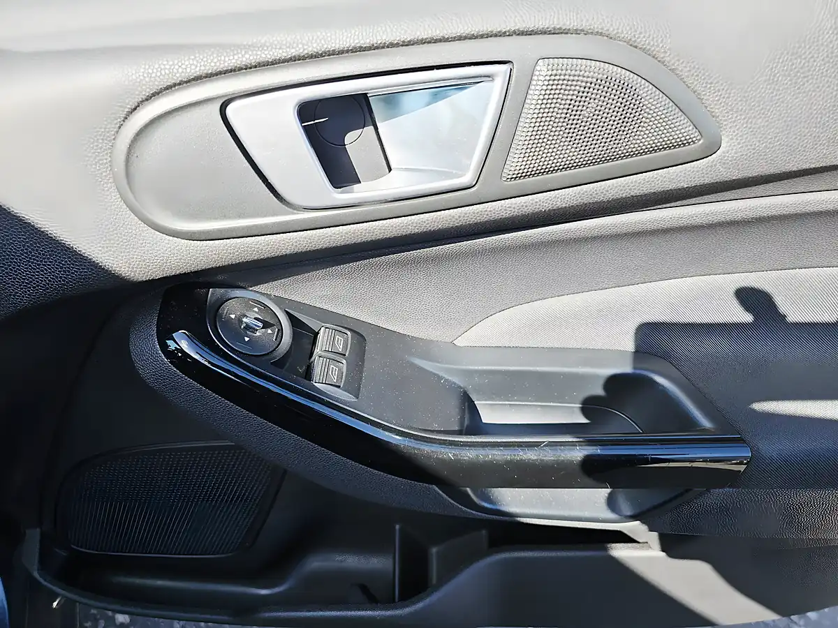 Used 2014 Ford Fiesta Zetec Grey - Interior and Exterior details 14