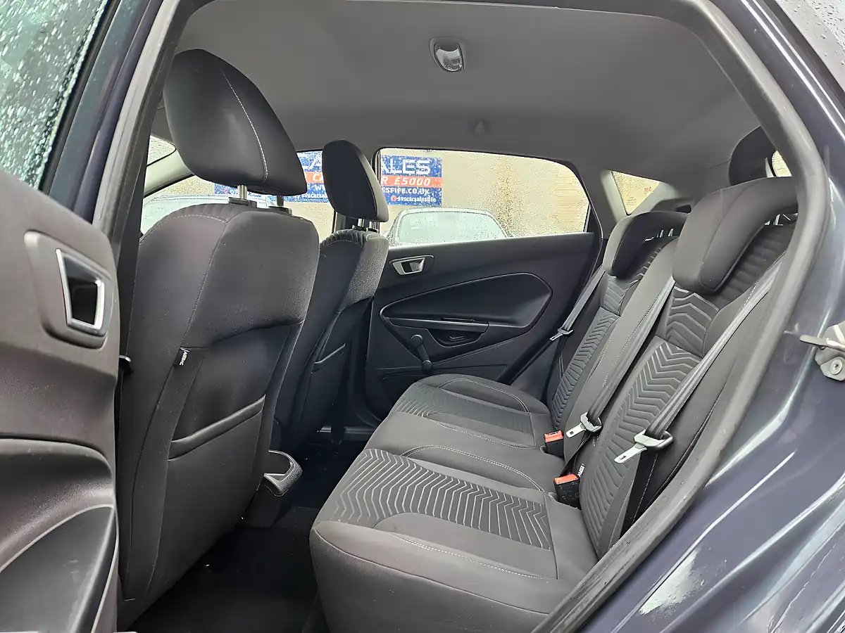 Used 2014 Ford Fiesta Zetec Grey - Interior and Exterior details 12