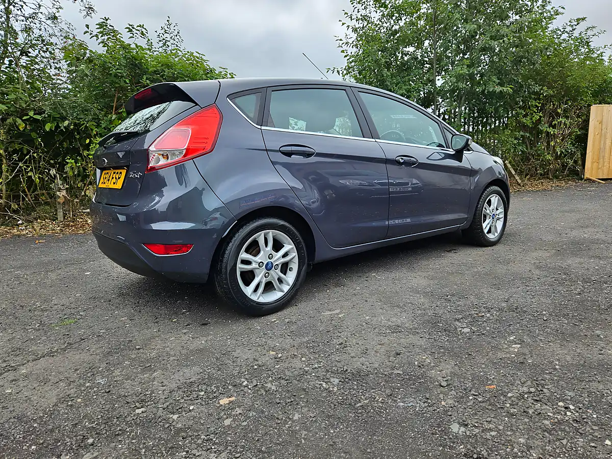 Used 2014 Ford Fiesta Zetec Grey - Interior and Exterior details 4