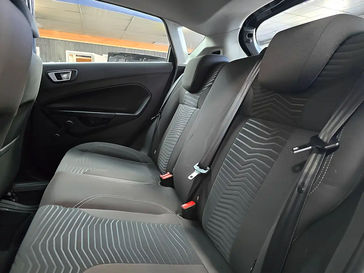 Used 2014 Ford Fiesta Zetec Grey - Interior and Exterior details 10