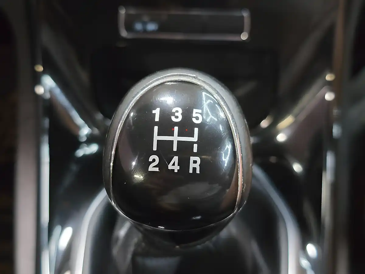 Used 2014 Ford Fiesta Zetec Grey - Interior and Exterior details 18