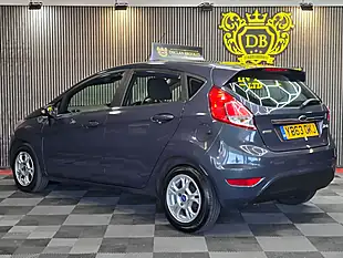 Used 2014 Ford Fiesta Zetec Grey - Interior and Exterior details 5
